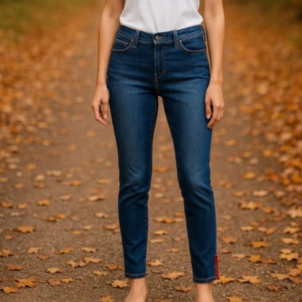Etienne Marcel Women's signature skinny crop pants jeans size 28 hem zip